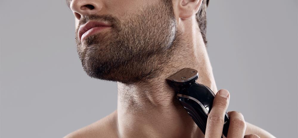 Come accorciare la barba col rasoio elettrico
