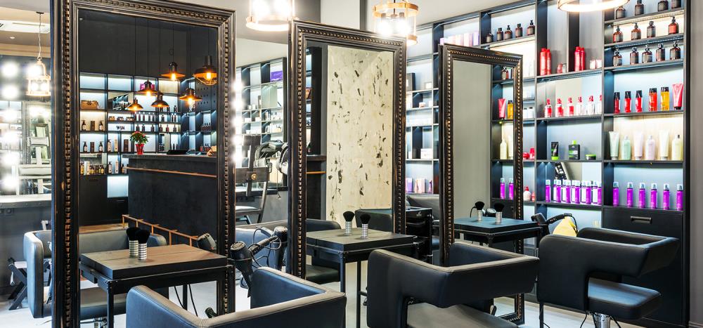 Come arredare un salone da parrucchiere: idee e consigli