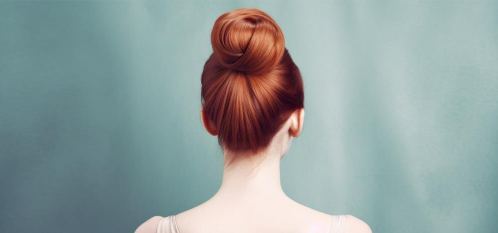 Come fare lo chignon alto: tutti i passaggi