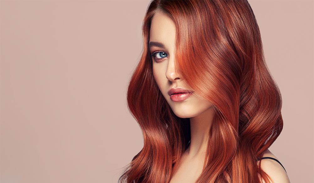 Come mantenere il colore dei capelli tinti: trucchi e consigli