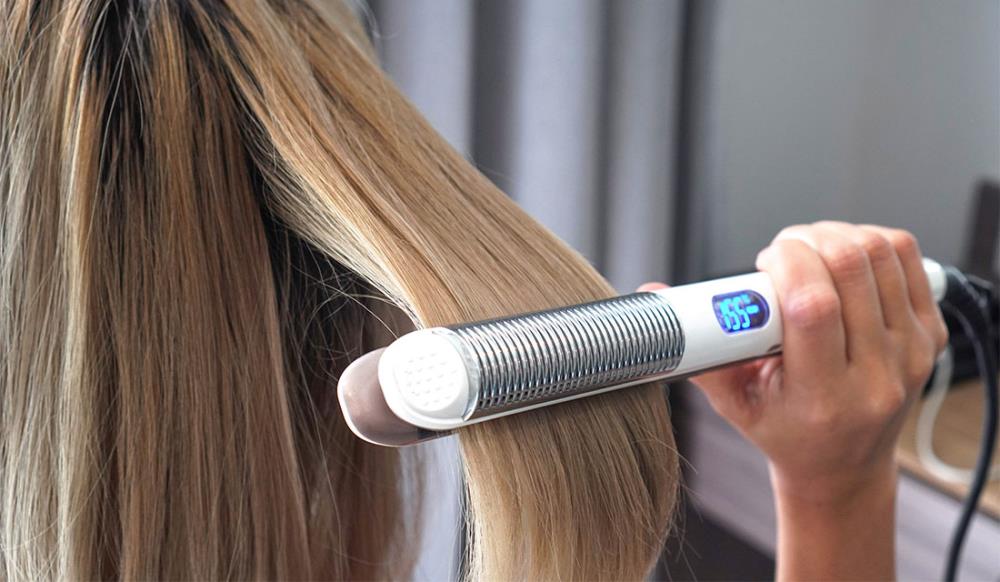 Piastra a vapore: di che si tratta, come si utilizza e top 10 per capelli  sani e luminosi - Spinkup